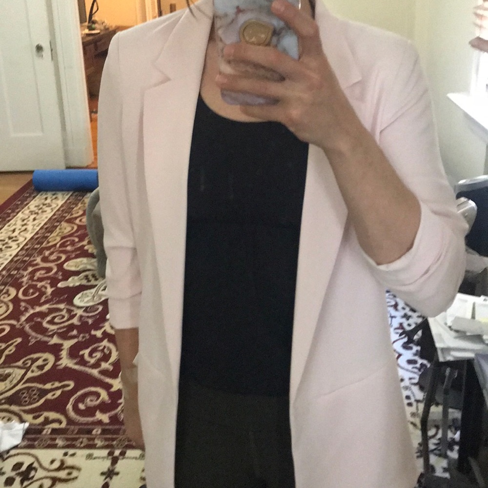 Light pink blazer with ruched sleeves